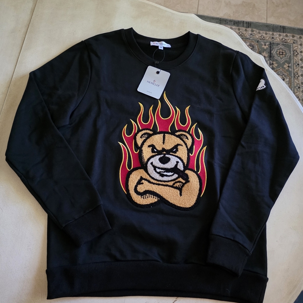 🐻🔥 NWT Black Embroidered Fiery Bear Graphic Sweatshirt 🔥🐻